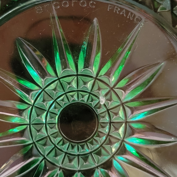 Green Arcoroc France Bowl - Picture 3 of 3